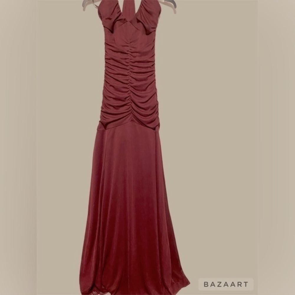 Beautiful long form fitting dress